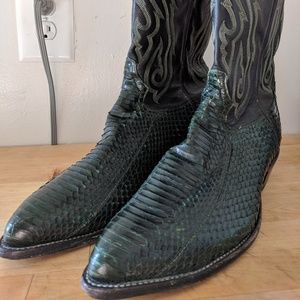 Tony Lama Green Snakeskin Cowboy Boots